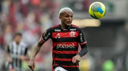 Wesley é titular no Flamengo. Foto: Thiago Ribeiro/AGIF