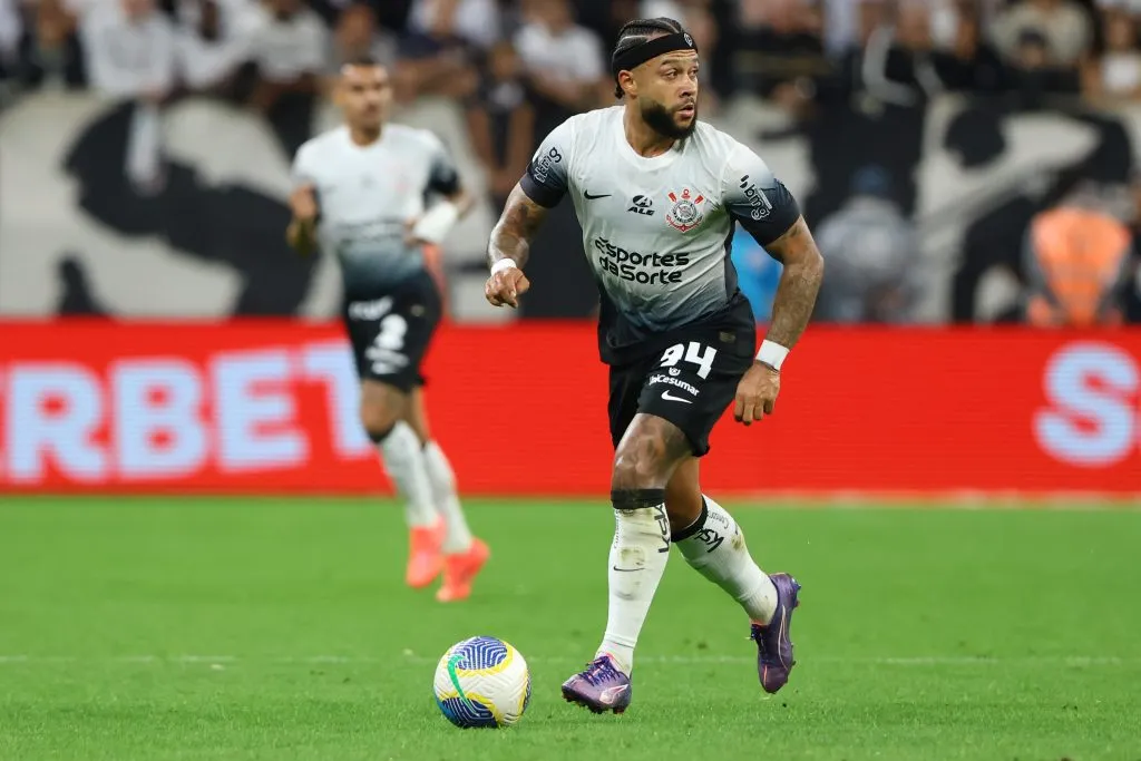 Memphis Depay, jogador do Corinthians fala sobre partida desafidora contra o Universidad Central pela Libertadores 2025. Foto: Joisel Amaral/AGIF