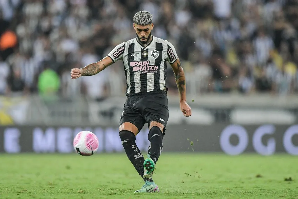 Barboza jogador do Botafogo durante partida