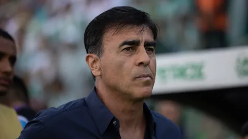 Gustavo Quinteros técnico do Grêmio - Foto: Liamara Polli/AGIF