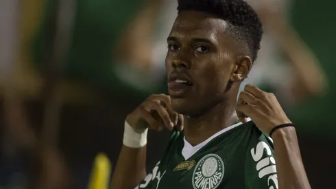 SP - SAO BERNARDO DO CAMPO - 01/03/2025 - PAULISTA 2025, SAO BERNARDO X PALMEIRAS - Estevao jogador do Sao Bernardo comemora seu gol durante partida contra o Palmeiras no estadio Primeiro de Maio pelo campeonato Paulista 2025. Foto: Anderson Romao/AGIF