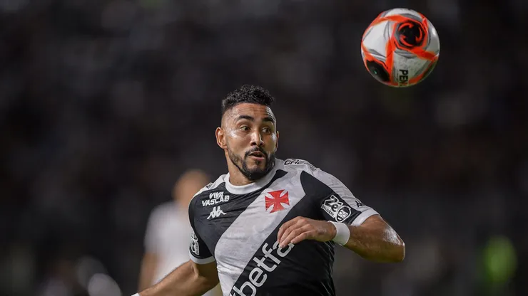 Payet, meia do Vasco volta a ser alvo de duras críticas entre os vascaínos após baixo rendimento em campo