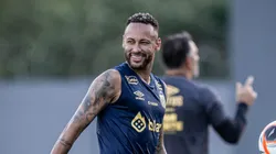 Neymar durante treino deste sábado (1).