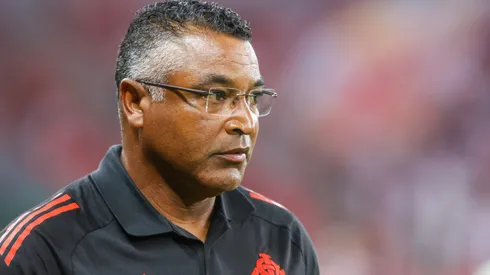 Roger Machado durante amistoso entre Internacional e México, no Beira-Rio.