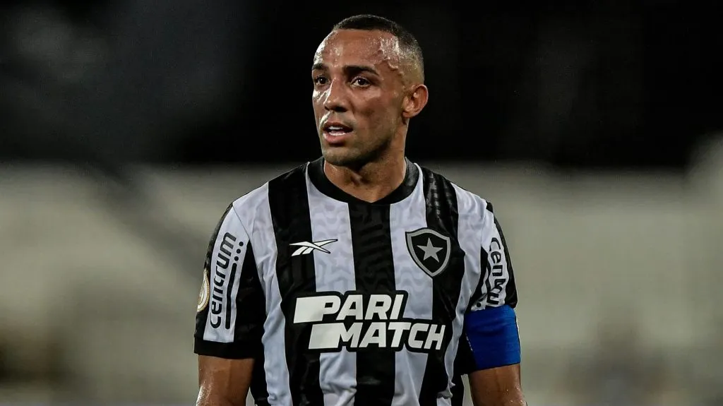 Marçal jogador do Botafogo durante partida contra o Palmeiras no estádio Engenhão pelo campeonato Brasileiro A 2023. Foto: Thiago Ribeiro/AGIF