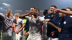 BOLOGNA, ITALY - NOVEMBER 27: Alexsandro of LOSC Lille celebrates victory at the end of the UEFA Champions League 2024/25 League Phase MD5 match between Bologna FC 1909 and LOSC Lille at Stadio Renato Dall'Ara on November 27, 2024 in Bologna, Italy. (Photo by Alessandro Sabattini/Getty Images)