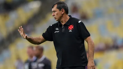 Vasco de Carille foi derrotado novamente para o rival Flamengo