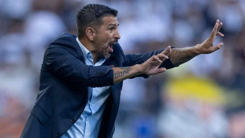 Emiliano Díaz é auxiliar no Corinthians. Foto: Rodrigo Coca/Agência Corinthians