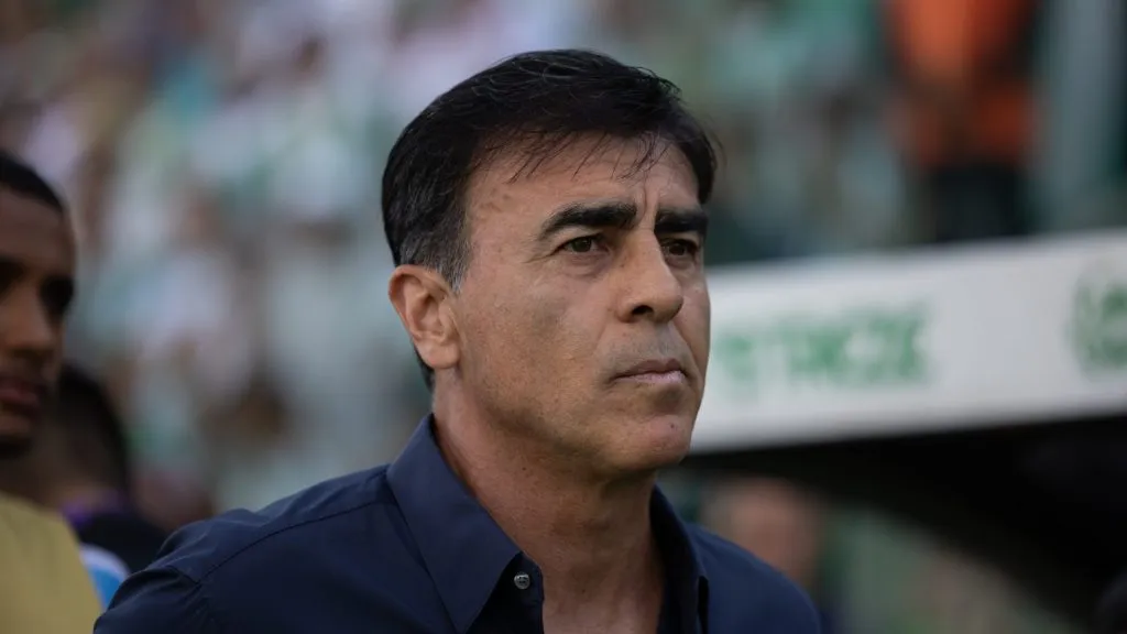 Gustavo Quinteros foi uma das contratações do Grêmio para a temporada. Foto: Liamara Polli/AGIF.