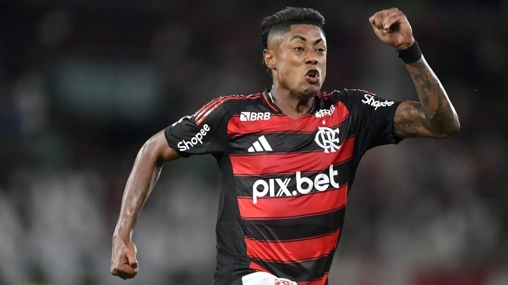Bruno Henrique,jogador do Flamengo, comemora seu gol durante partida contra o Vasco, pelo Campeonato Carioca. Foto: Thiago Ribeiro/AGIF.