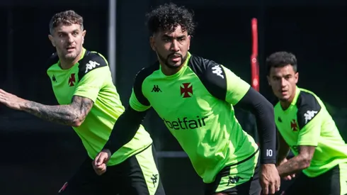 Payet, Vegetti e Coutinho Foto: Leandro Amorim/Vasco