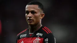 Wesley em partida pelo Flamengo. Foto: Thiago Ribeiro/AGIF