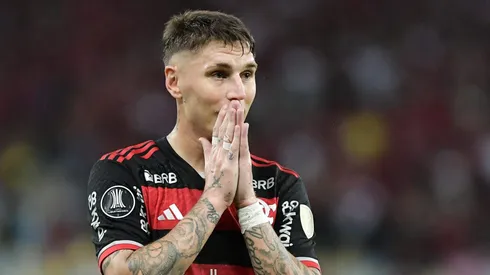 Flamengo contratou Varela em 2022 - Foto: Thiago Ribeiro/AGIF.