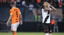 Serginho jogador do Vasco lamenta durante partida contra o Nova Iguaçu - Foto: Jorge Rodrigues/AGIF