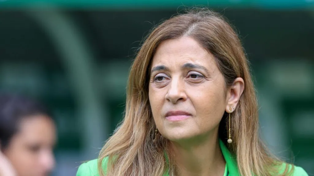 Foto: Marcello Zambrana/AGIF – Leila Pereira está negociando o zagueiro de 22 anos.