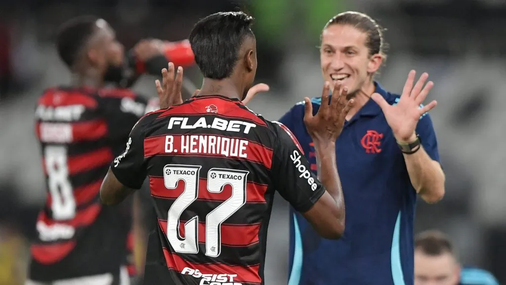 Bruno Henrique e Filipe Luis, do Flamengo