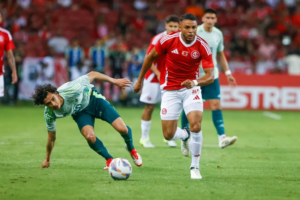 RS – PORTO ALEGRE – 16/01/2025 – AMISTOSO, INTERNACIONAL X MEXICO – Wanderson jogador do Internacional durante partida contra o Mexico no estadio Beira-Rio pelo campeonato Amistoso. Foto: Luiz Erbes/AGIF