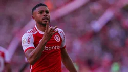 Wanderson jogador do Internacional comemora seu gol durante partida contra o Bragantino no estádio Beira-Rio pelo campeonato Brasileiro A 2024. Foto: Maxi Franzoi/AGIF