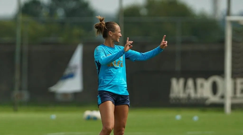 Amanda Brunner, já foi integrada ao elenco e treina forte com as Gurias Gremistas para o confronto com as Brabas na estreia da Supercopa Feminina. Foto: Foto: Guilherme Testa / Grêmio FBPA