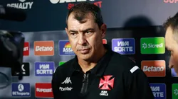 Carille durante entrevista antes de partida entre Vasco X Flamengo, pela semifinal do Campeonato Carioca. Foto: Matheus Lima/CRVG