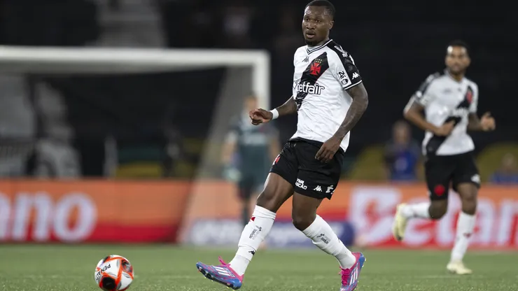 Loide Augusto durante o Vasco x Flamengo pelo Carioca - Foto: Jorge Rodrigues/AGIF