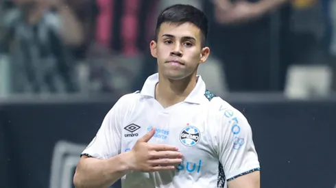 Aravena se recupera de lesão