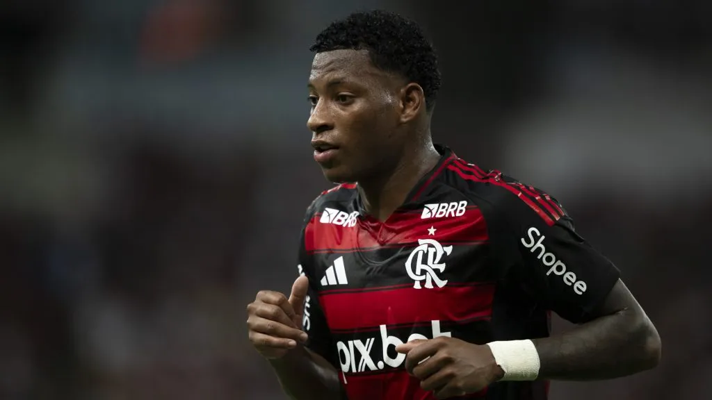 Gonzalo Plata em ação pelo Flamengo no Campeonato Carioca – Foto: Jorge Rodrigues/AGIF