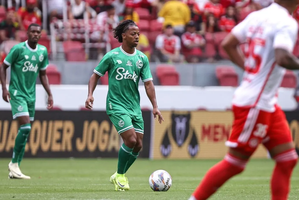 Ênio em campo pelo Juventude no Campeonato Gaúcho – Foto: Maxi Franzoi/AGIF