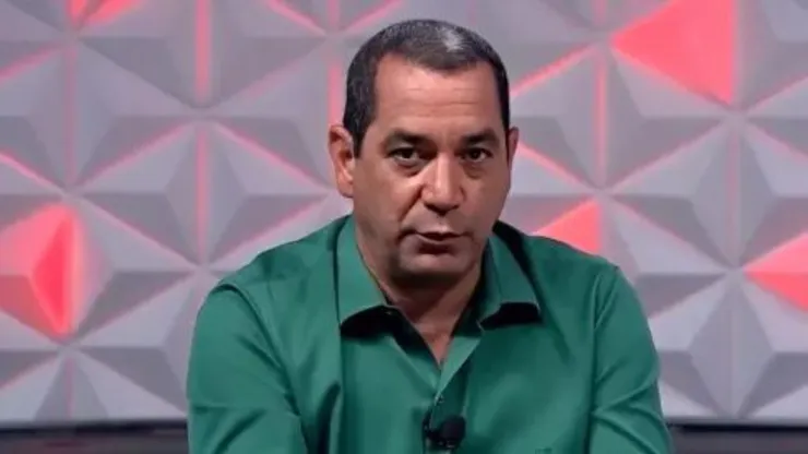 Zinho reprovou a postura do técnico no Flamengo.