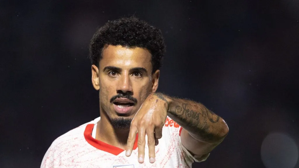 Foto: Diogo Reis/AGIF – Lucas Evangelista será confirmado em breve como sétimo reforço do Verdão.