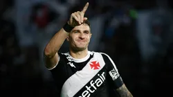 Vegetti, artilheiro do Carioca, comemora gol diante do Botafogo. Foto: Matheus Lima/Vasco.