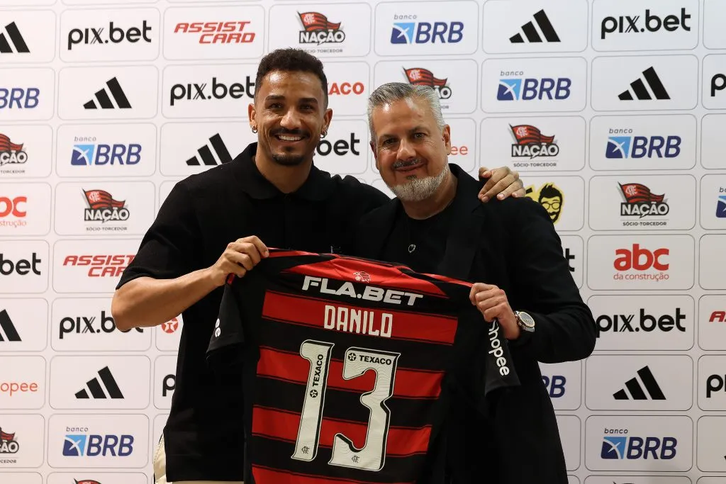 Boto durante apresentação de Danilo. Foto: Wagner Meier/Getty Images