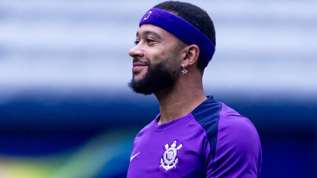 Memphis Depay durante treinamento. Foto: Rodrigo Coca/Ag. Corinthians