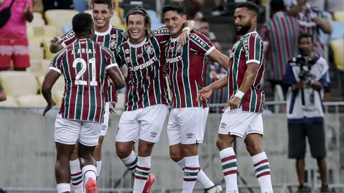 Jogadores do Fluminense vibrando no Campeonato Carioca - Foto: Lucas Merçon/Fluminense