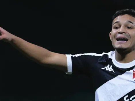 Vasco 'vaza' informação sobre retorno de Adson aos gramados