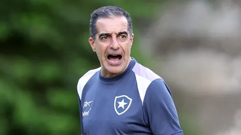 Rafael Paiva recebe alerta nos bastidores