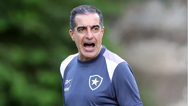 Rafael Paiva recebe alerta nos bastidores