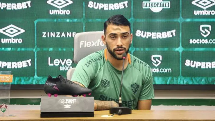 Juan Freytes em entrevista coletiva pelo Fluminense - Foto: Marcelo Gonçalves/Fluminense