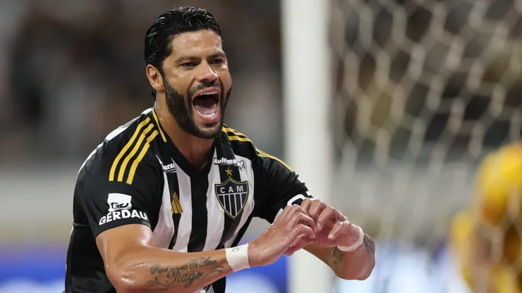 Hulk comemorando gol pelo Atlético-MG. Foto: Gilson Lobo/AGIF
