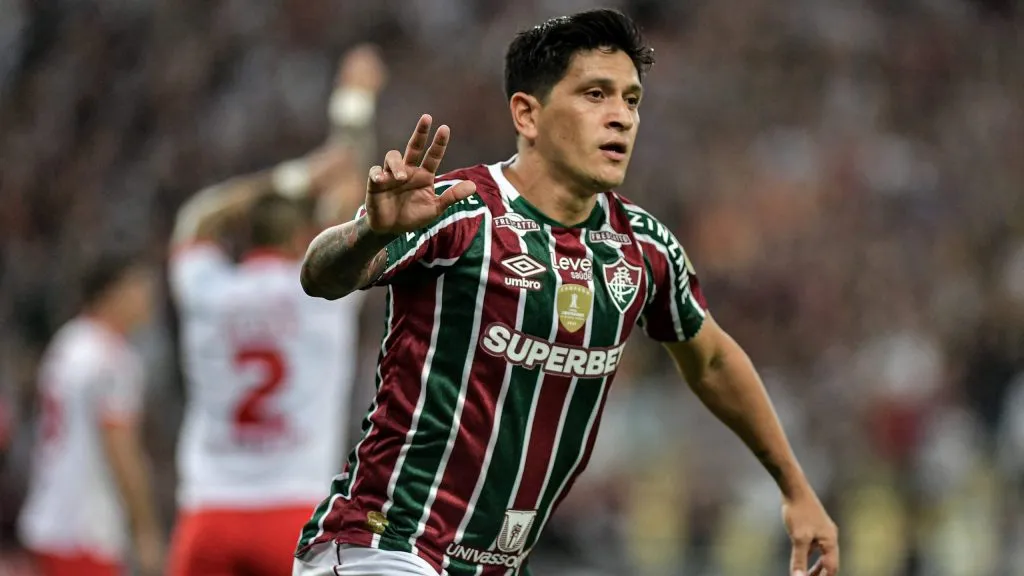 Germán Cano comemorando gol pelo Fluminense. Foto: Thiago Ribeiro/AGIF