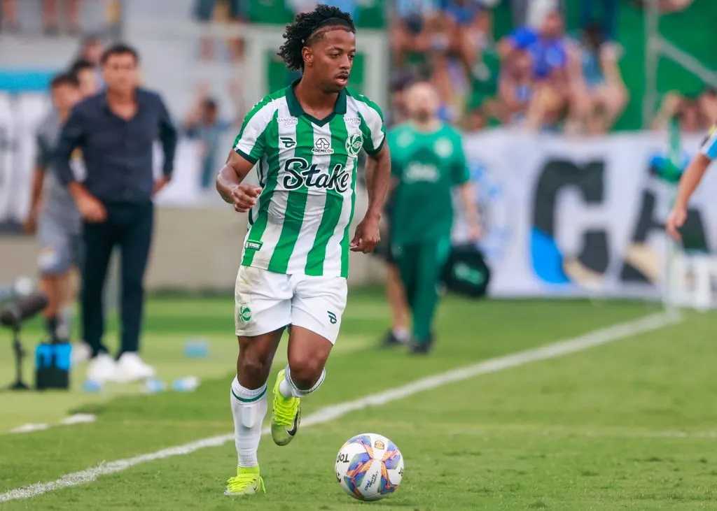 Ênio, atacante do Juventude – Foto: Luiz Erbes/AGIF