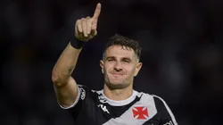 Vegetti em jogo pelo Vasco