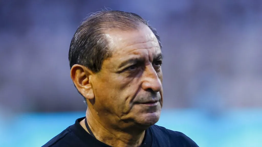 Foto: Marco Miatelo/AGIF – Treinador argentino foi muito criticado pelo apresentador do SBT.