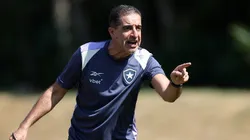 Renato Paiva é o atual técnico do Botafogo. Foto: Vitor Silva/Botafogo