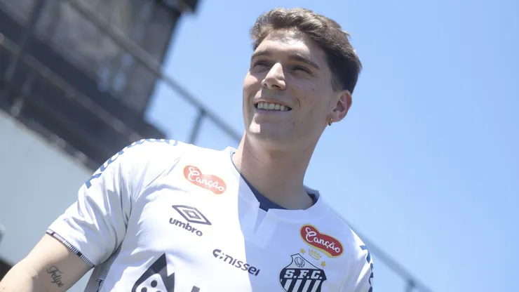 Rollheiser está valorizado no Santos.