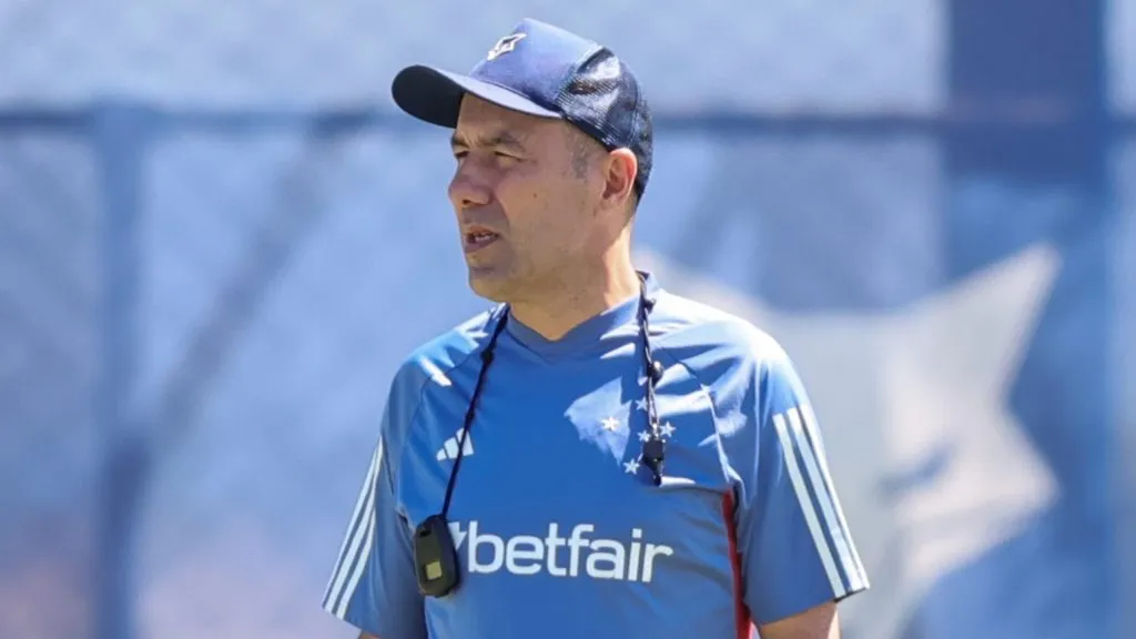 Jardim no treino do Cruzeiro. Foto: Gilson Lobo/AGIF