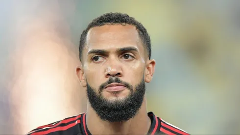 Juninho recebe respaldo de Filipe Luís - Foto: Thiago Ribeiro/AGIF