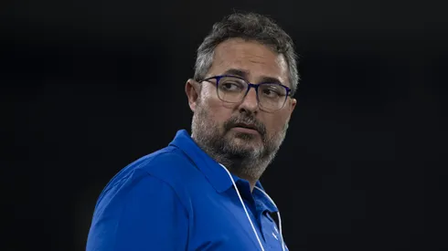 Naves, do Palmeiras, não está mais na lista de Mattos no Cruzeiro.