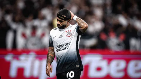 Memphis Depay jogador do Corinthians durante partida contra o Mirassol no estádio Arena Corinthians pelo campeonato Paulista 2025. Foto: Leonardo Lima/AGIF
