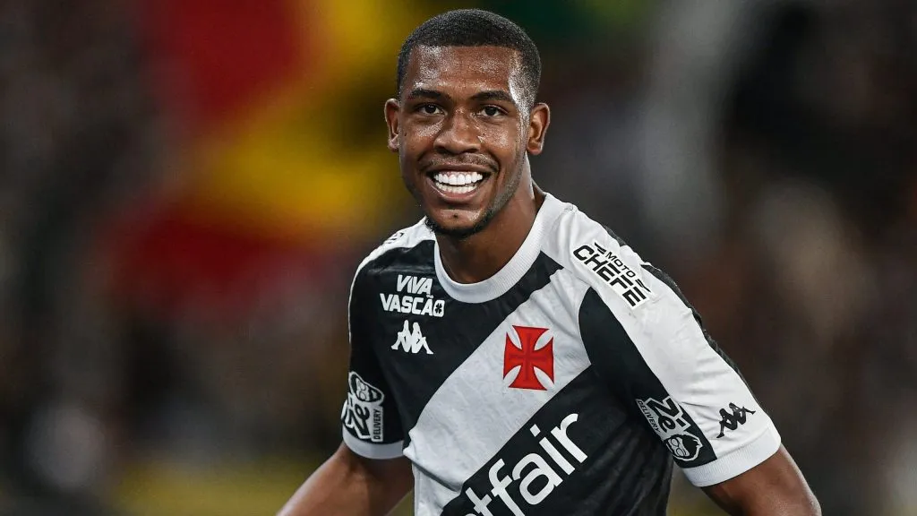Rayan jogador do Vasco durante partida contra o Nova Iguaçu no estádio Engenhão pelo campeonato Copa Do Brasil 2025. Foto: Thiago Ribeiro/AGIF